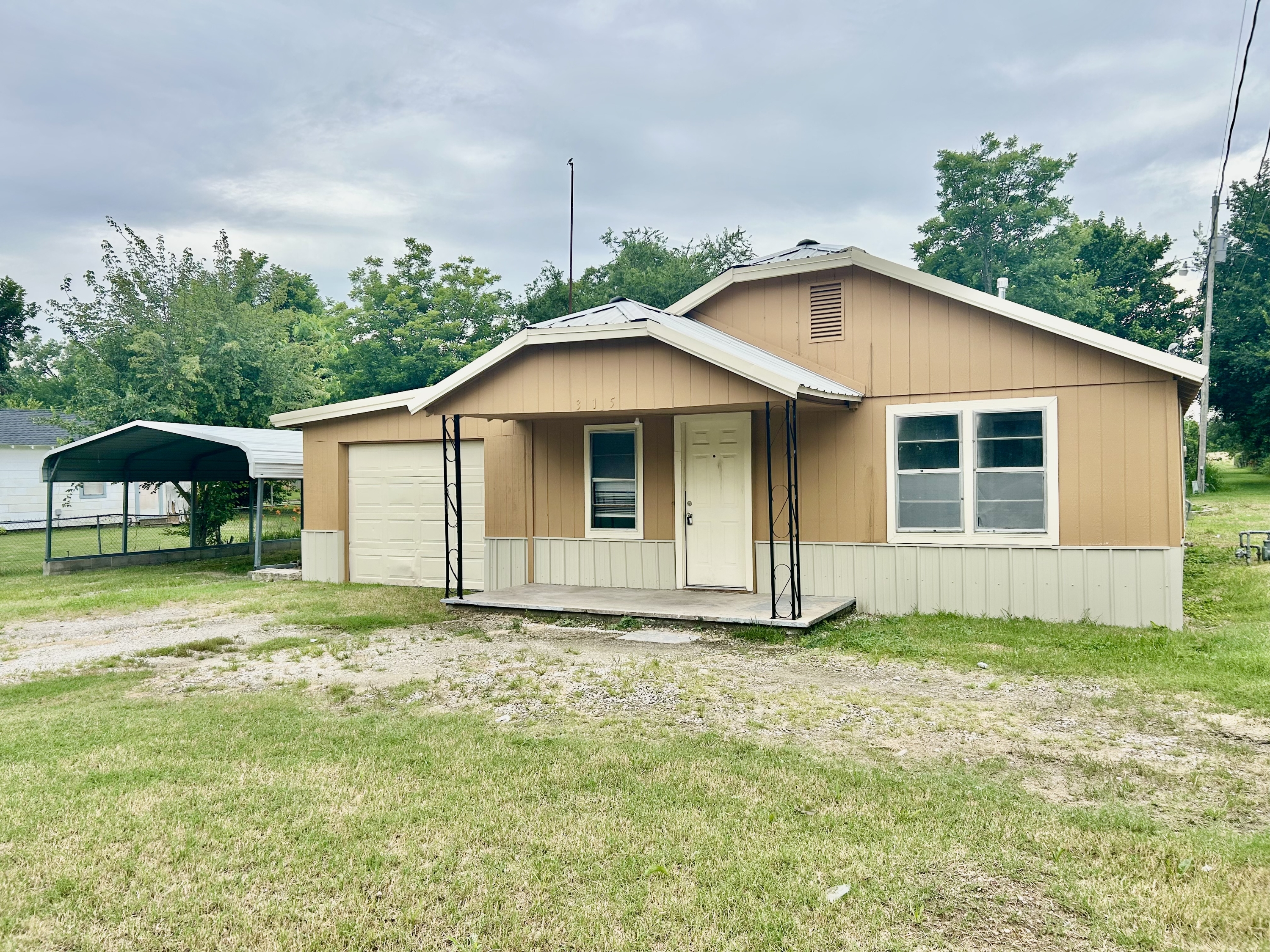 Property main image