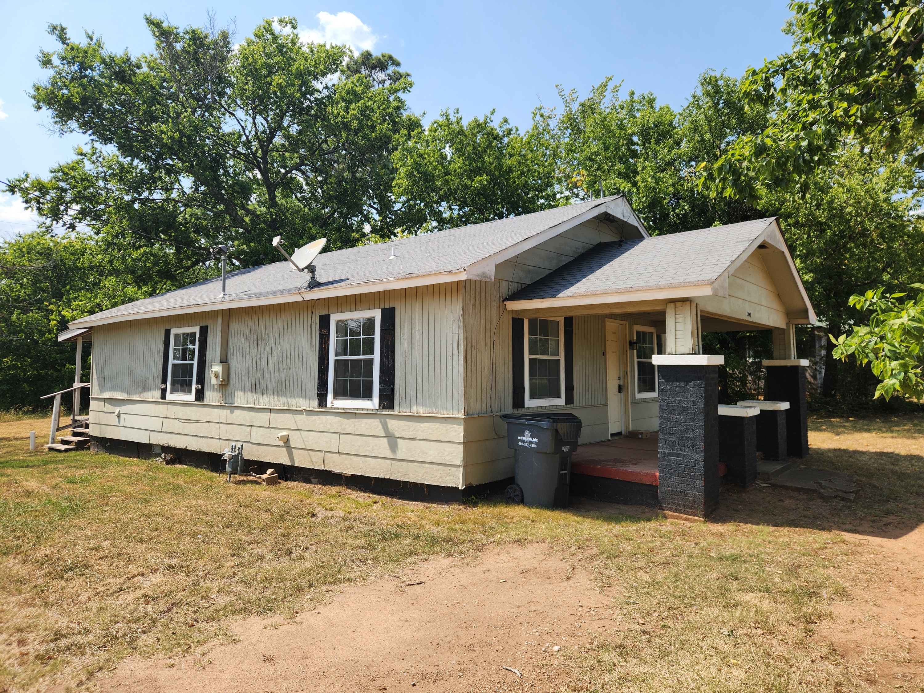Property main image