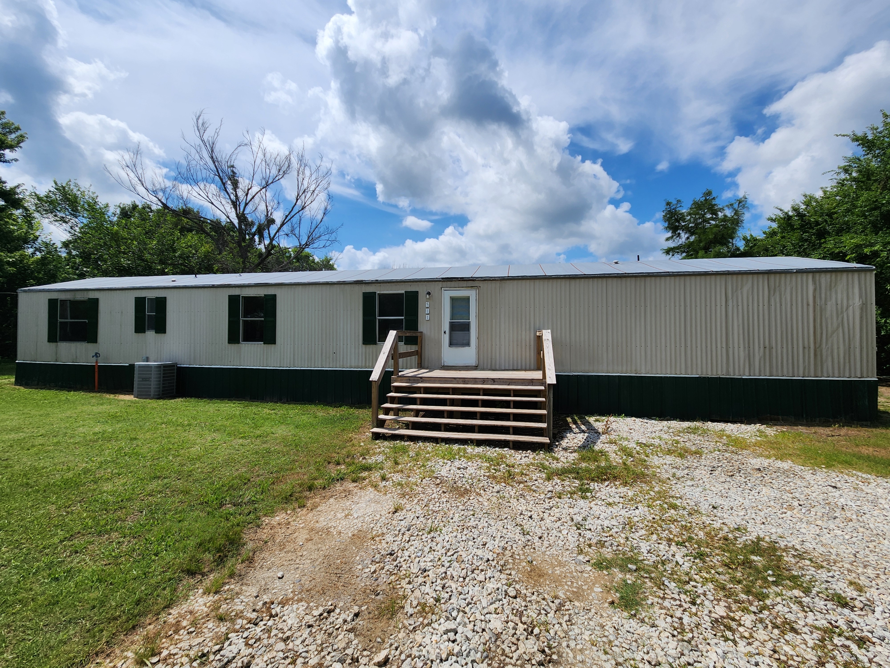 511 10th Street (Francis)