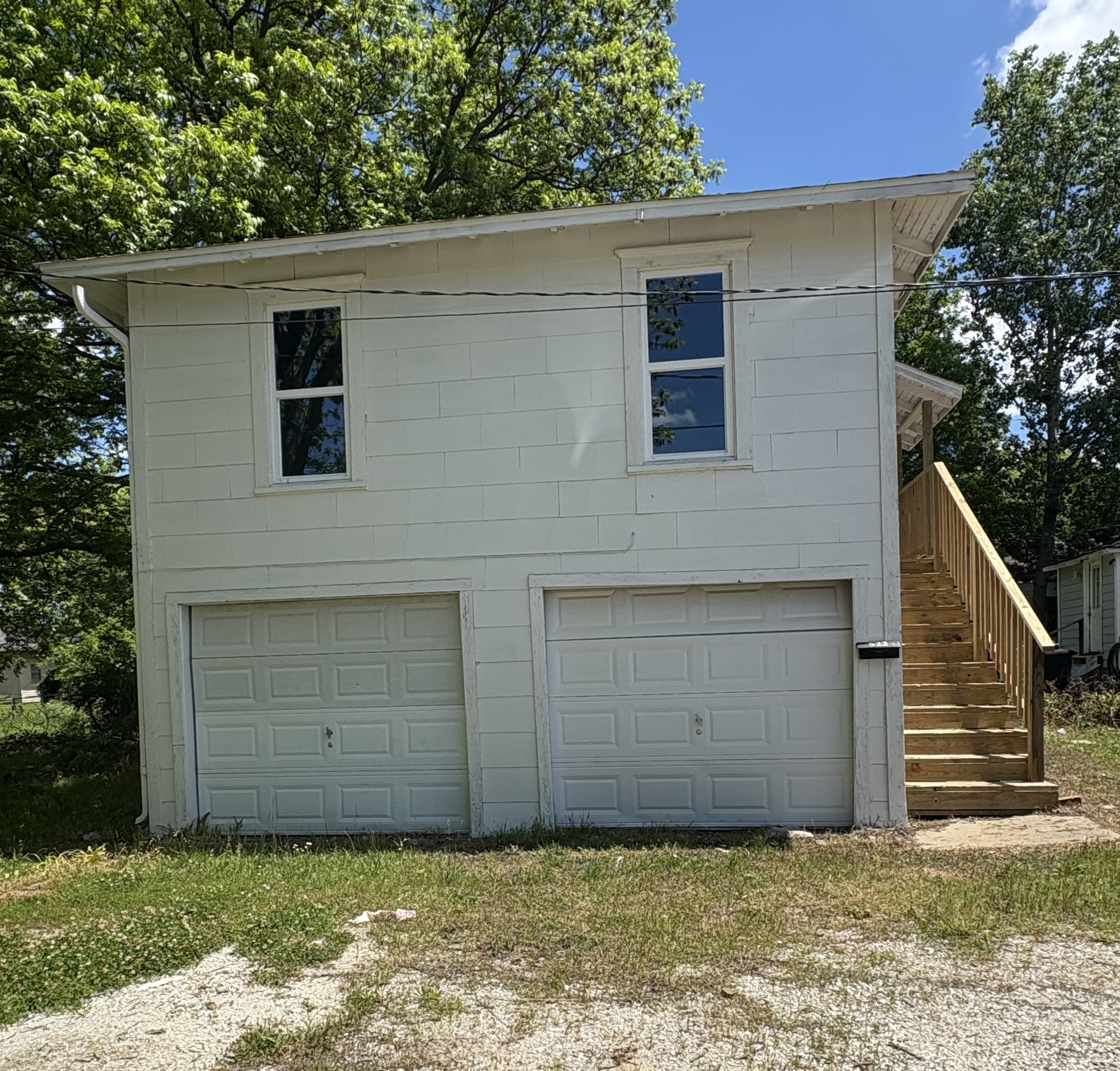522 S Stonewall Ave