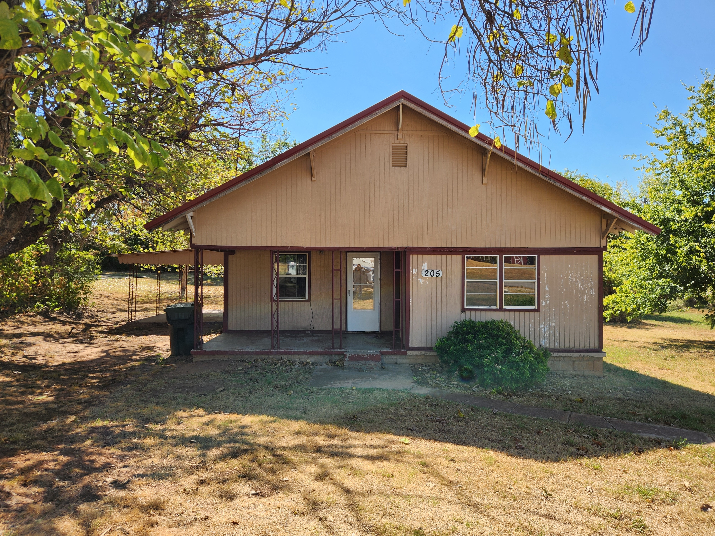 Property main image