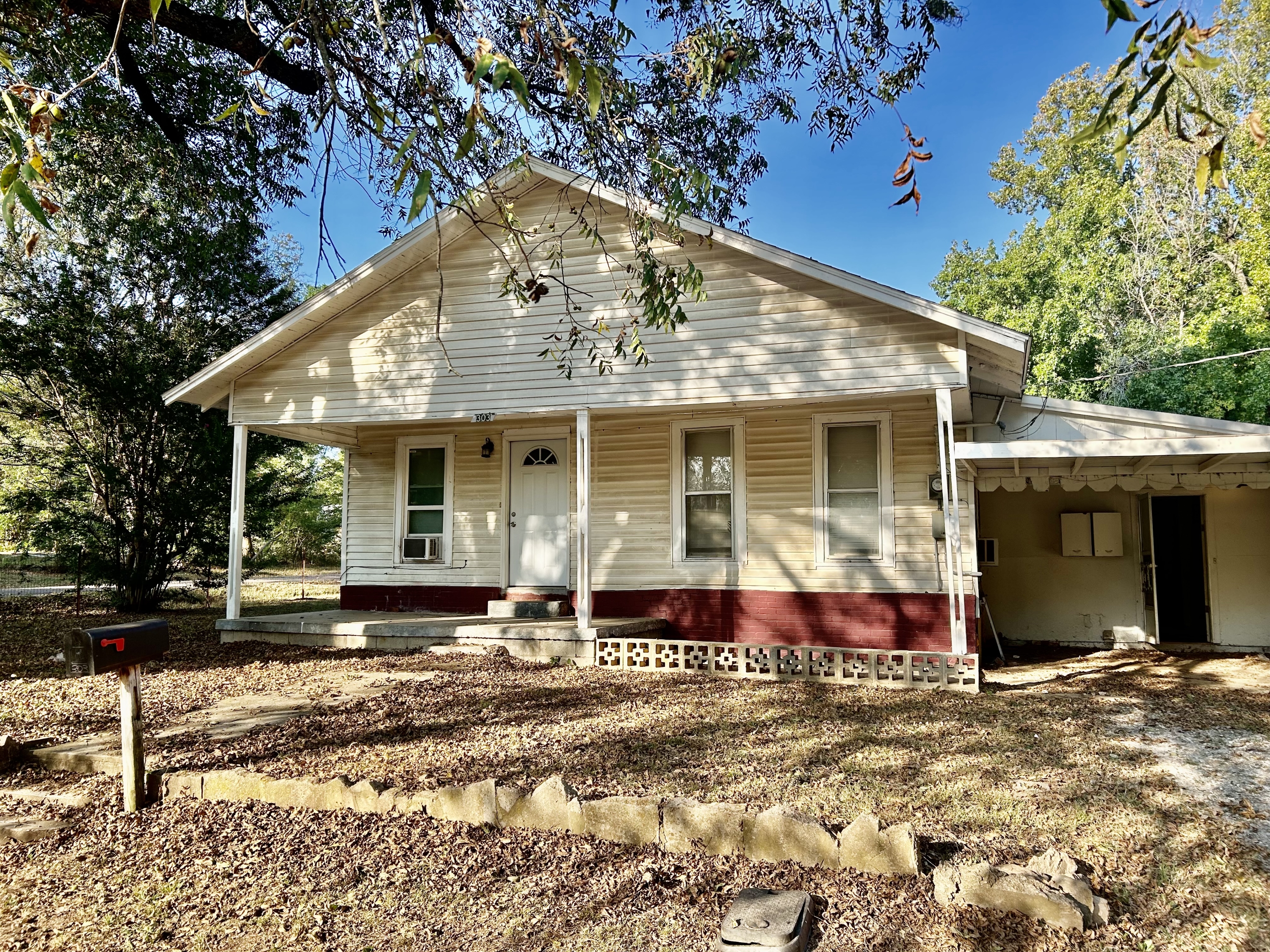 303 North Maple Street