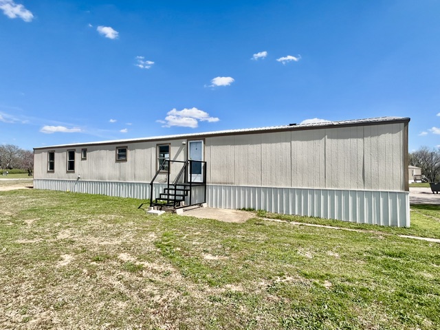 16394 County Road 1526