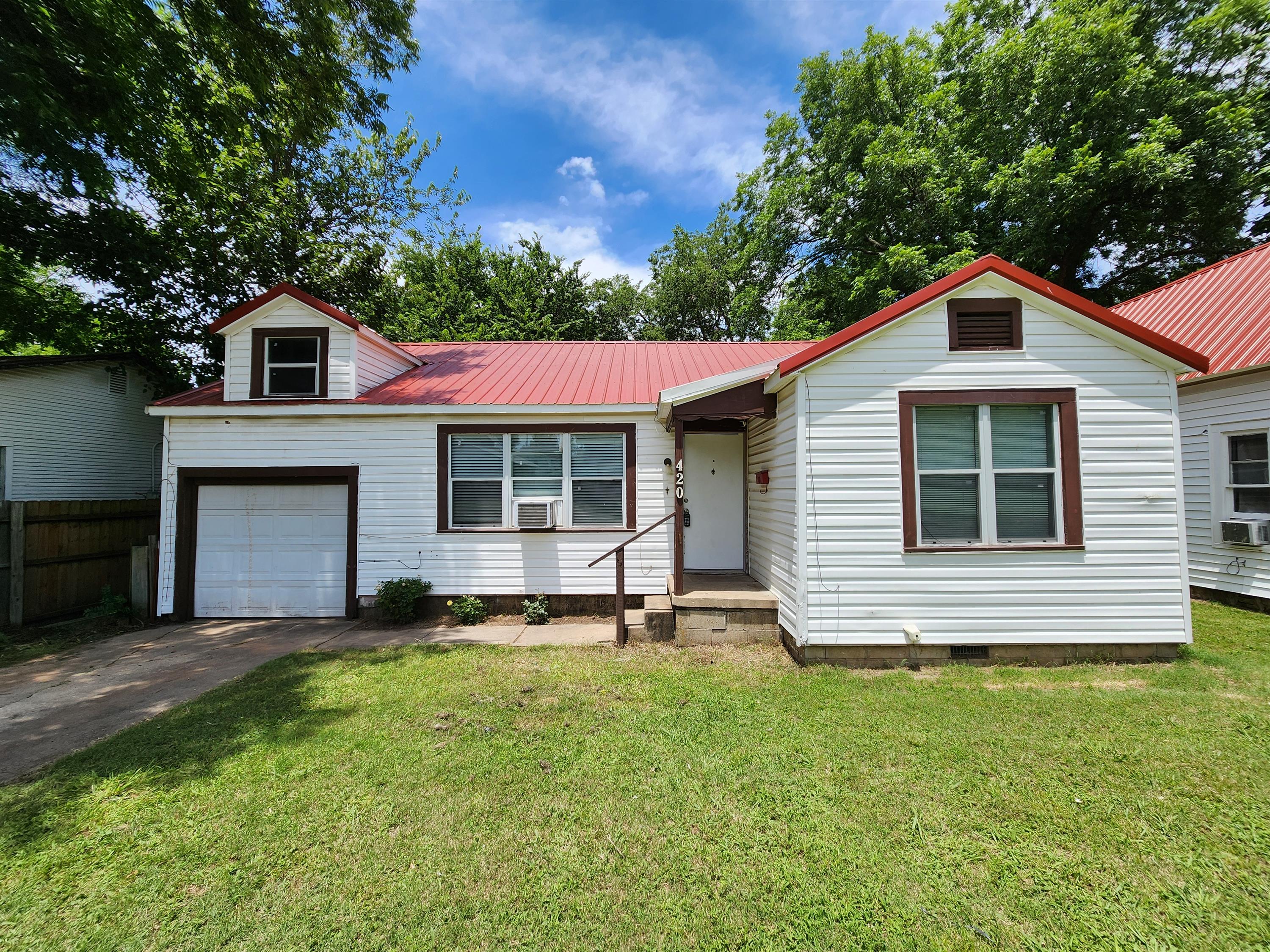 Property main image
